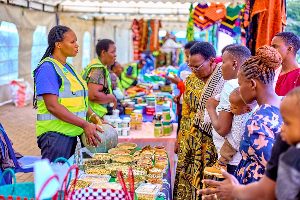 Southern Highlands Women Exhibit Produce and Demand Policy Change 1