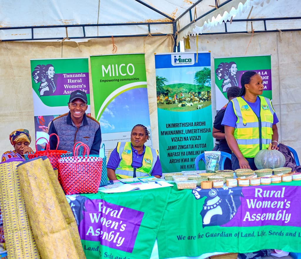 Southern Highlands Women Exhibit Produce and Demand Policy Change 2